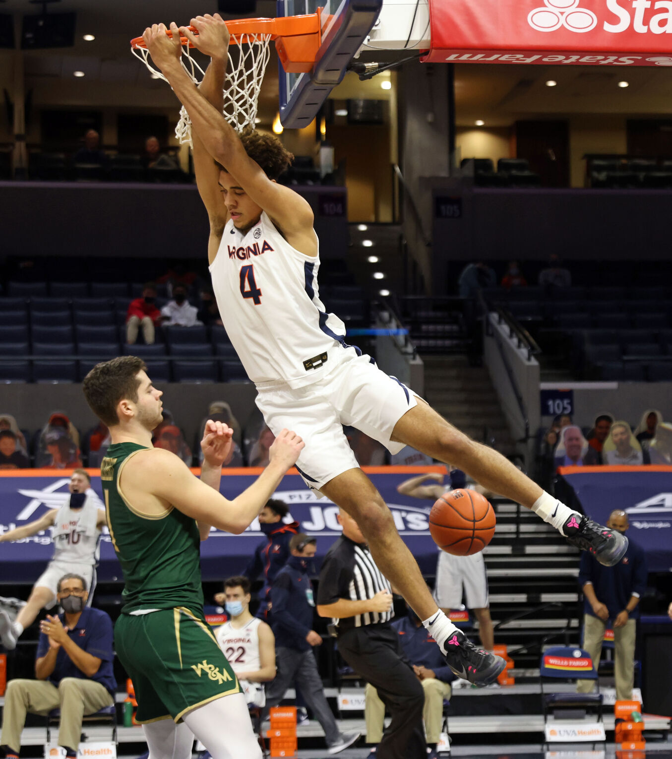122220-cdp-sports-uva-mbball322.JPG